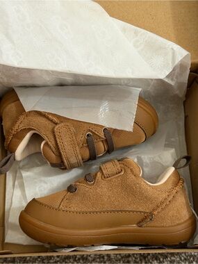 UGG Kids Chestnut Suede & Mesh Sneakers - Velcro Strap